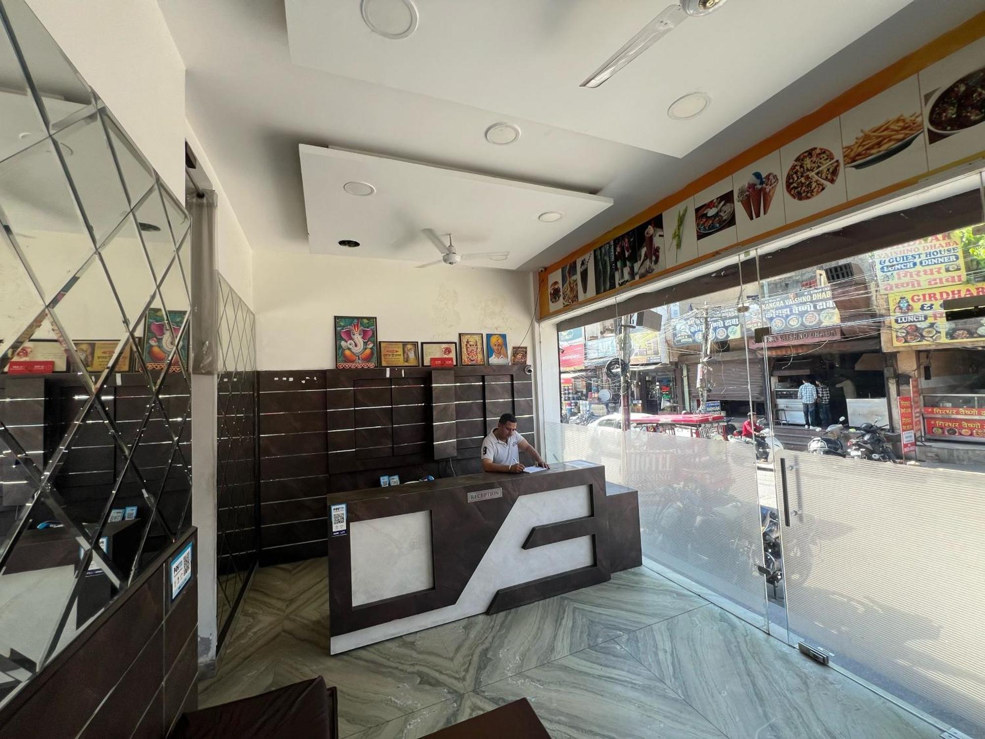 Hotel Blessing Inn By Grb Jalandhar Luaran gambar